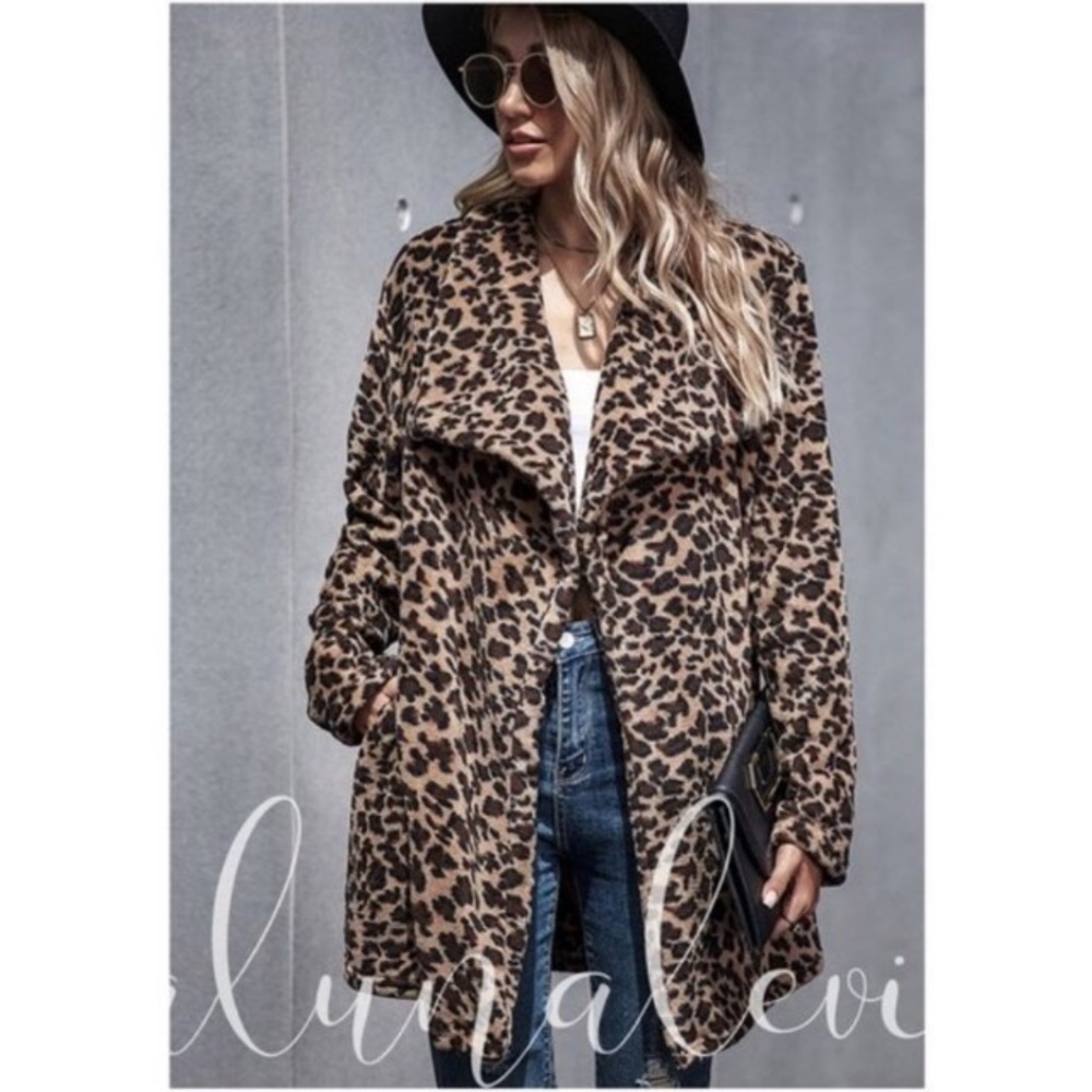 New In Lux Perfect Cozy Furry Leopard Long Jacket! - Picture 1 of 4